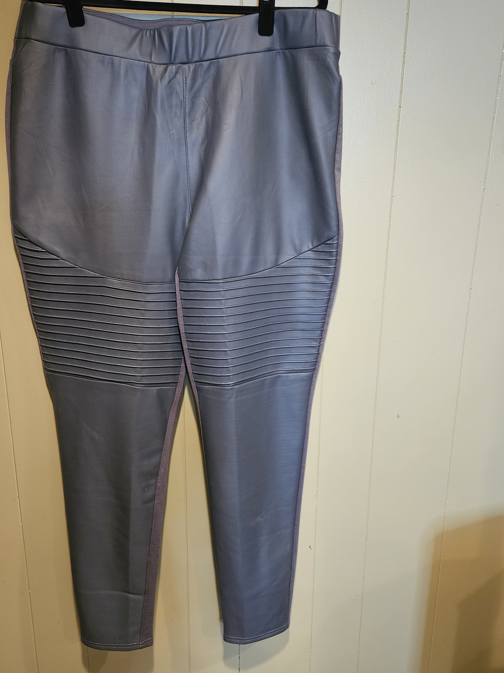 Diane Gilman XLT Gray Faux Leather Moto Leggings | Biker Ponte Pull On Pants
